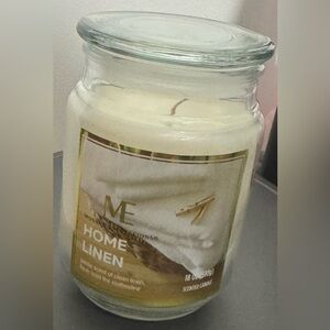 NWT Modern Expressions Home Linen Candle